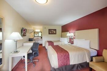 Avid Hotel Staunton Exterior photo